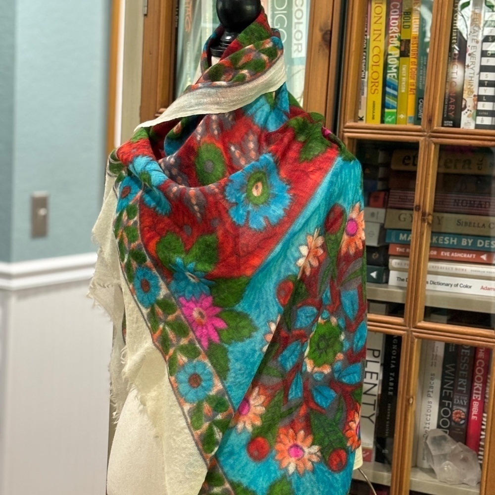 Petrusse Paris Luxury Wool Floral Scarf, 43" x 43" - Picture 3 of 6